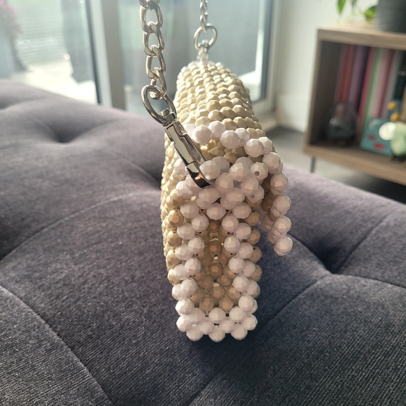 Mini beaded crossbody bag - Picture 2 of 4